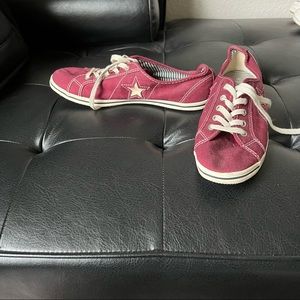 Converse One Star Canvas Lace Up Flat Sneakers in Maroon